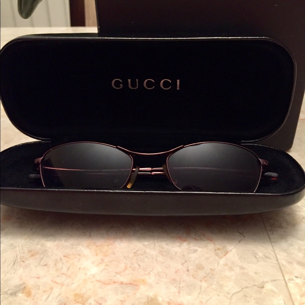 Gucci sunglasses 🕶 135GG2686625